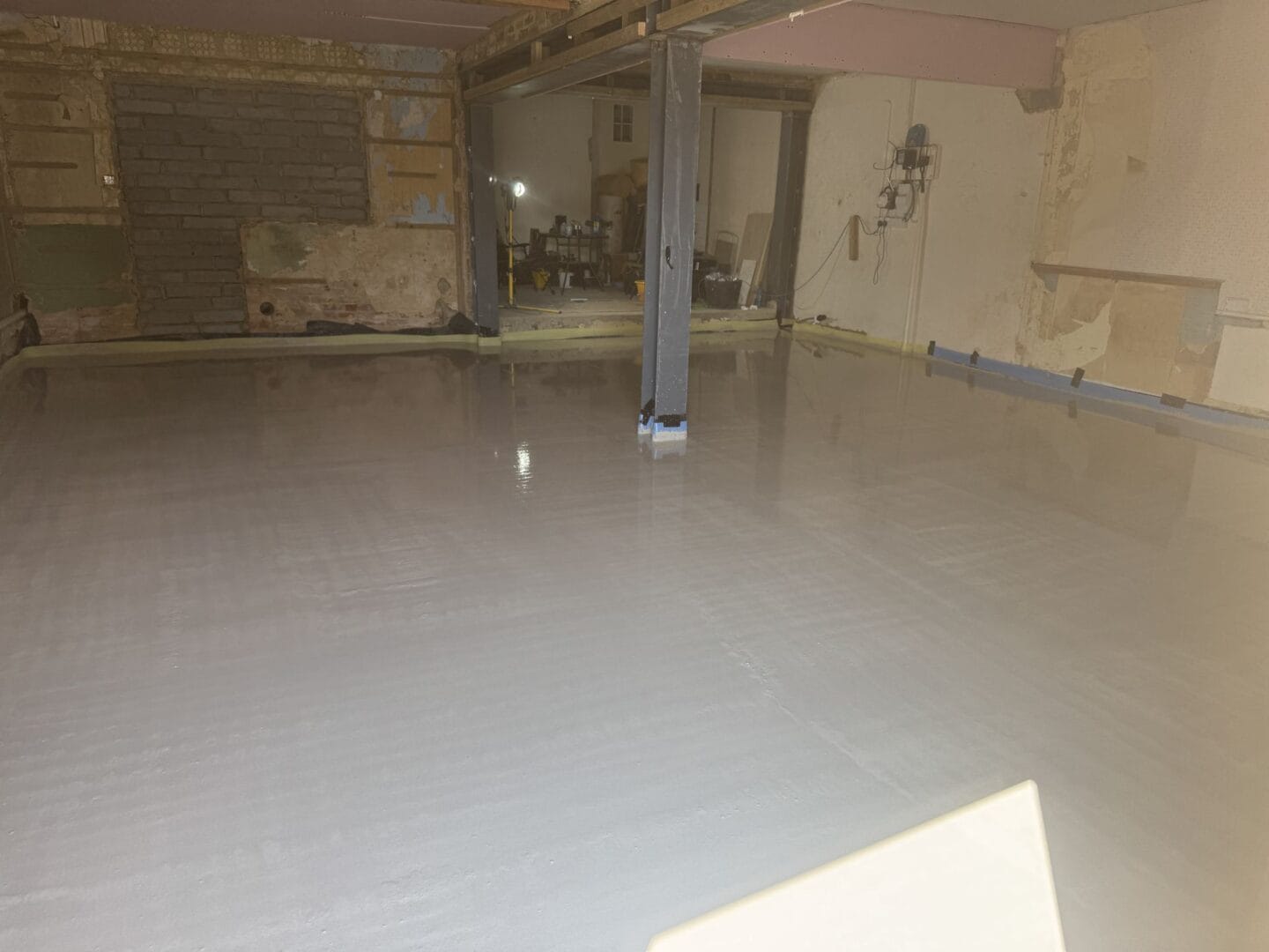 Commercial Screeding Gosport