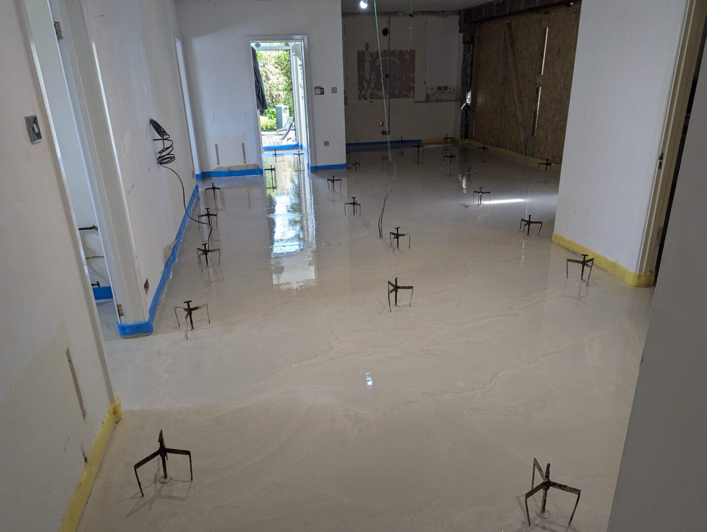 Fast Flow Liquid Screeding